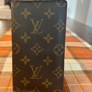 Louis Vuitton slim wallet. Gently used.